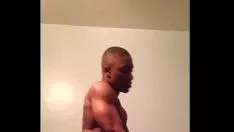 تشغيل فيلم XXX مع الآسيوية مع كس قبيح ومليء بالحيوية رجل عجوز يمارس الجنس مع ابنة أخته في الفم