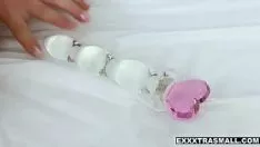 Reproduzir ela chupa pau e se masturba com um vibrador