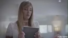 Redare Are de gand sa o opreasca in a pleca de acasa la job pentru a face sex impreuna