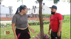 Abspielen Habe meine Latina-Stiefschwester bei einer öffentlichen Orgie erwischt