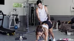 Afspelen Aila Donovan: Intense hardcore ontmoeting met Lucky Fate