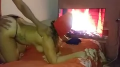 Seksowna kolumbijska milf jest mocno pieprzona