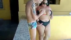 Oynat Big Dick Oral Seks Partisi: Tombul BBW Havuz Beyan Beyaz Sucks ve Fucks